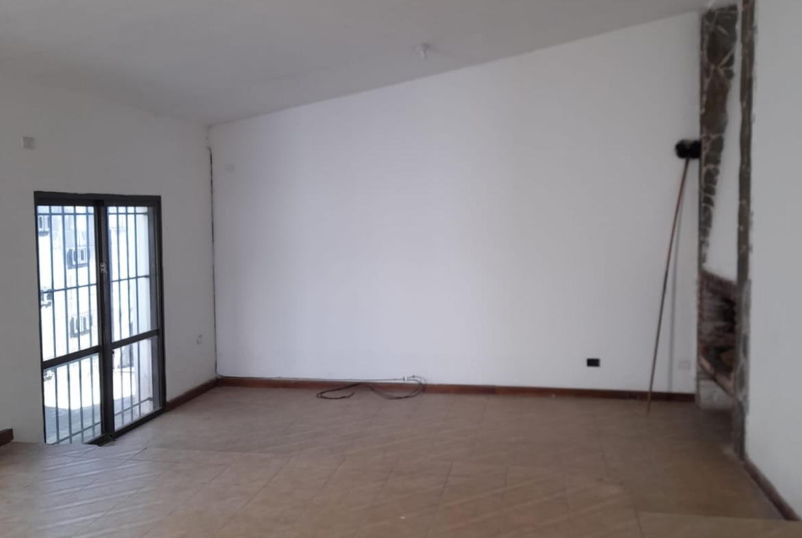 📌 ALQUILER CASA 2 DORMITORIOS! 👉 Miguel David al 100!!