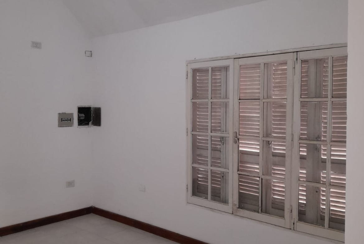 📌 ALQUILER CASA 2 DORMITORIOS! 👉 Miguel David al 100!!