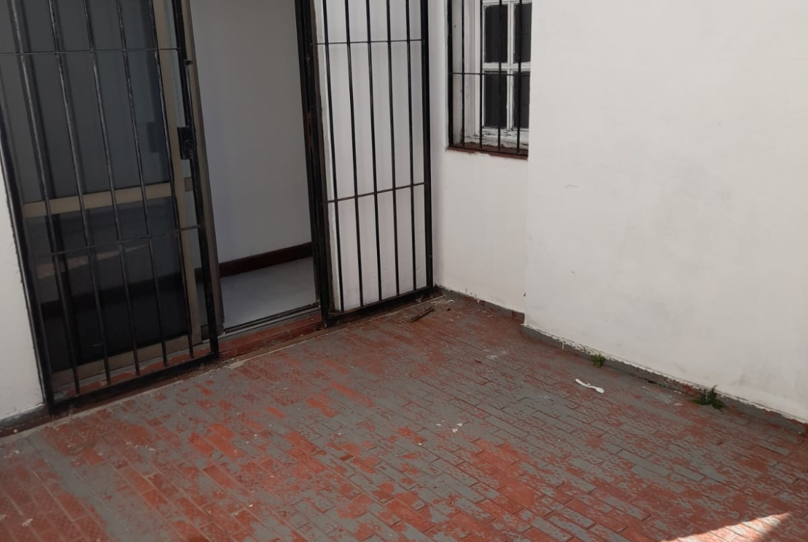 📌 ALQUILER CASA 2 DORMITORIOS! 👉 Miguel David al 100!!