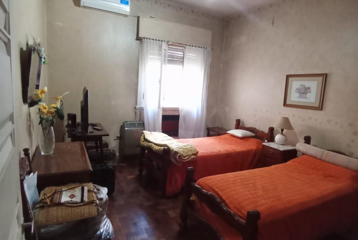 🏡 VENTA | Casa en zona Parque📍 Santiago del Estero al 400 – Paraná