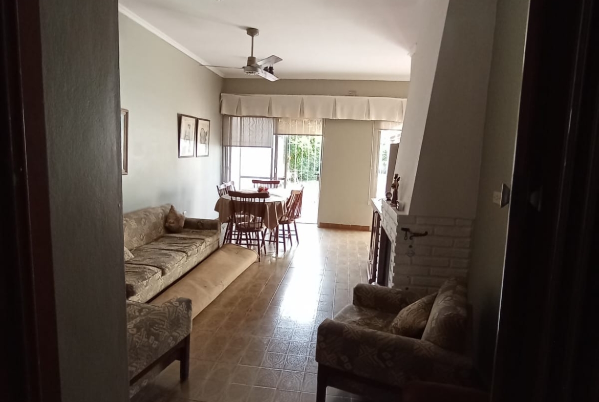 🏡 VENTA | Casa en zona Parque📍 Santiago del Estero al 400 – Paraná