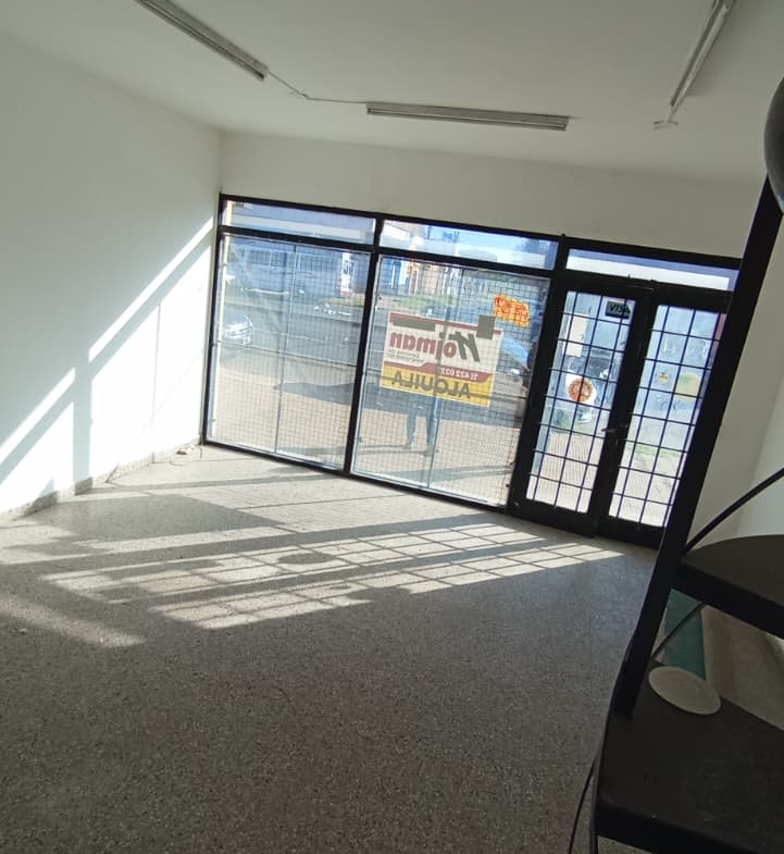 📌 Alquiler de locales comerciales en Paraná – Almafuerte al 800