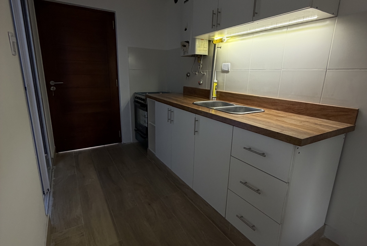🔑 ¡ALQUILER! Departamento totalmente renovado a nuevo en una ubicación estratégica 🔑